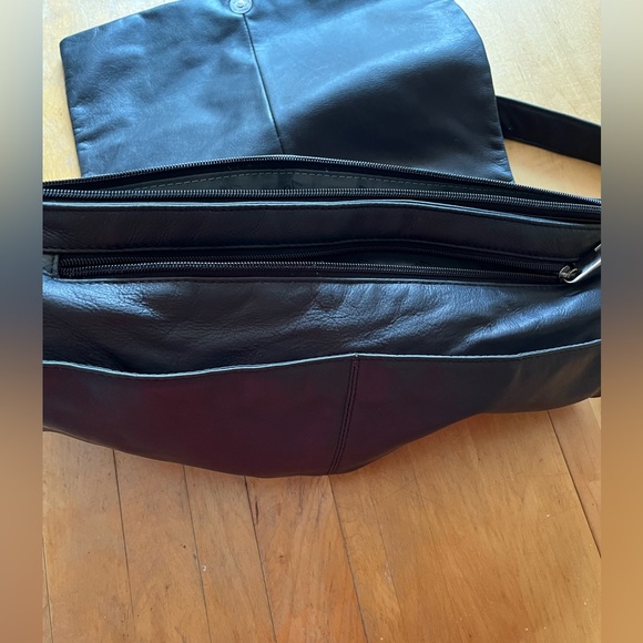Black leather computer bag - Picture 4 of 7